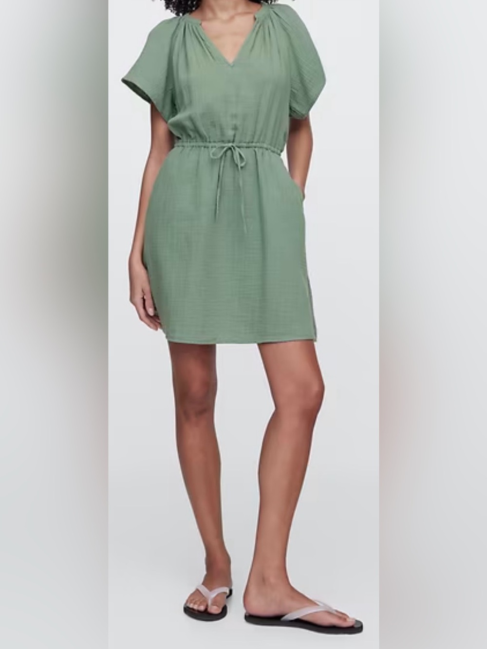 GAP NWT Size M Light Sage Gauze Tie-Waist V-Neck Dress